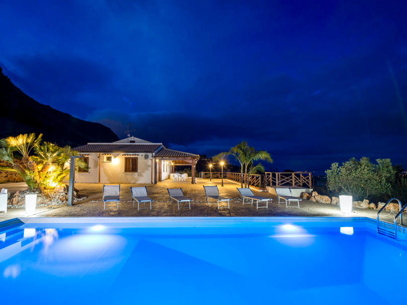Maison de vacances "Mari e Monti" avec piscine privée pour 8 personnes à 3km de la plage Castellammare del Golfo Sicile 